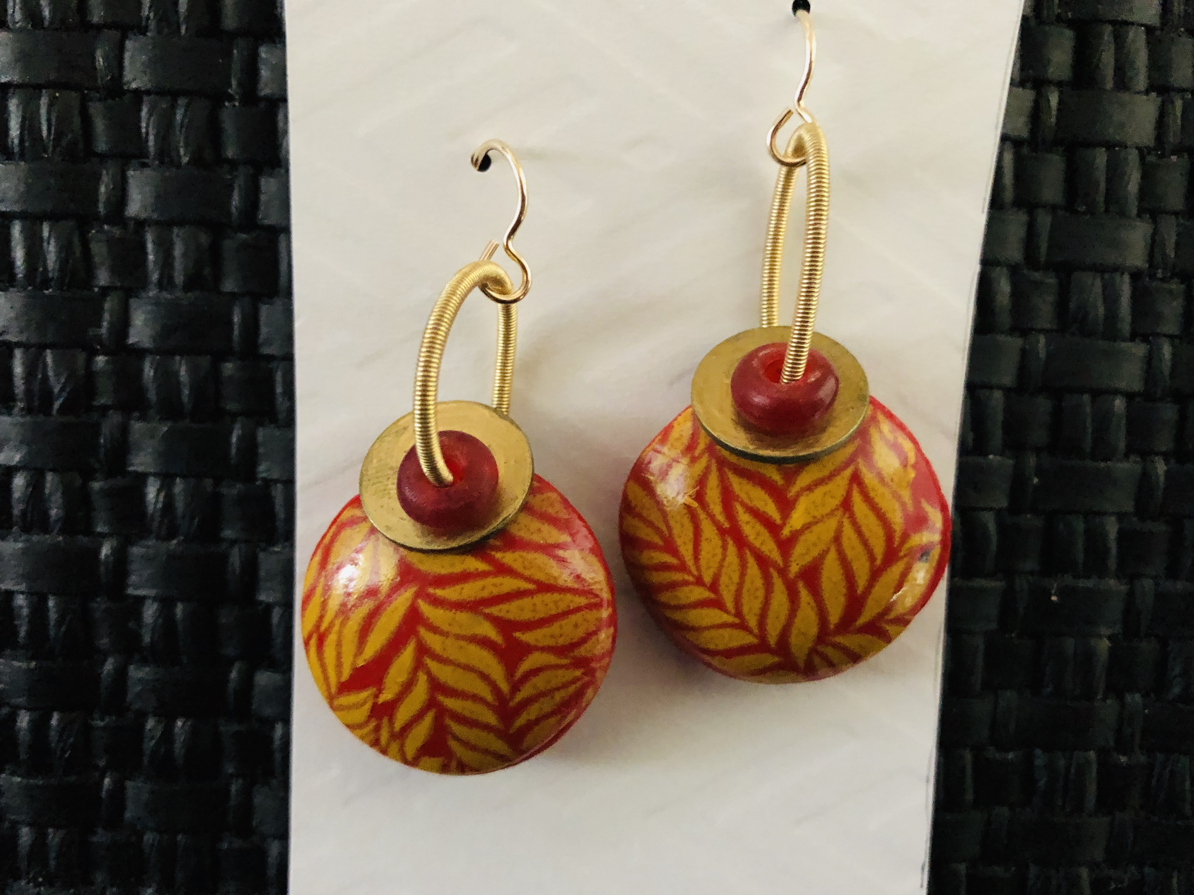 Earrings With Leaf Design